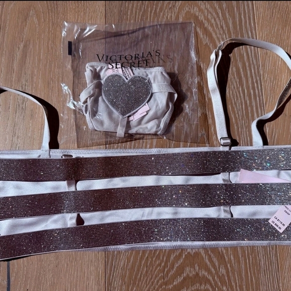 Victoria's Secret Silver Sparkle Bandeau Bralette & Thong Set - Picture 3 of 3